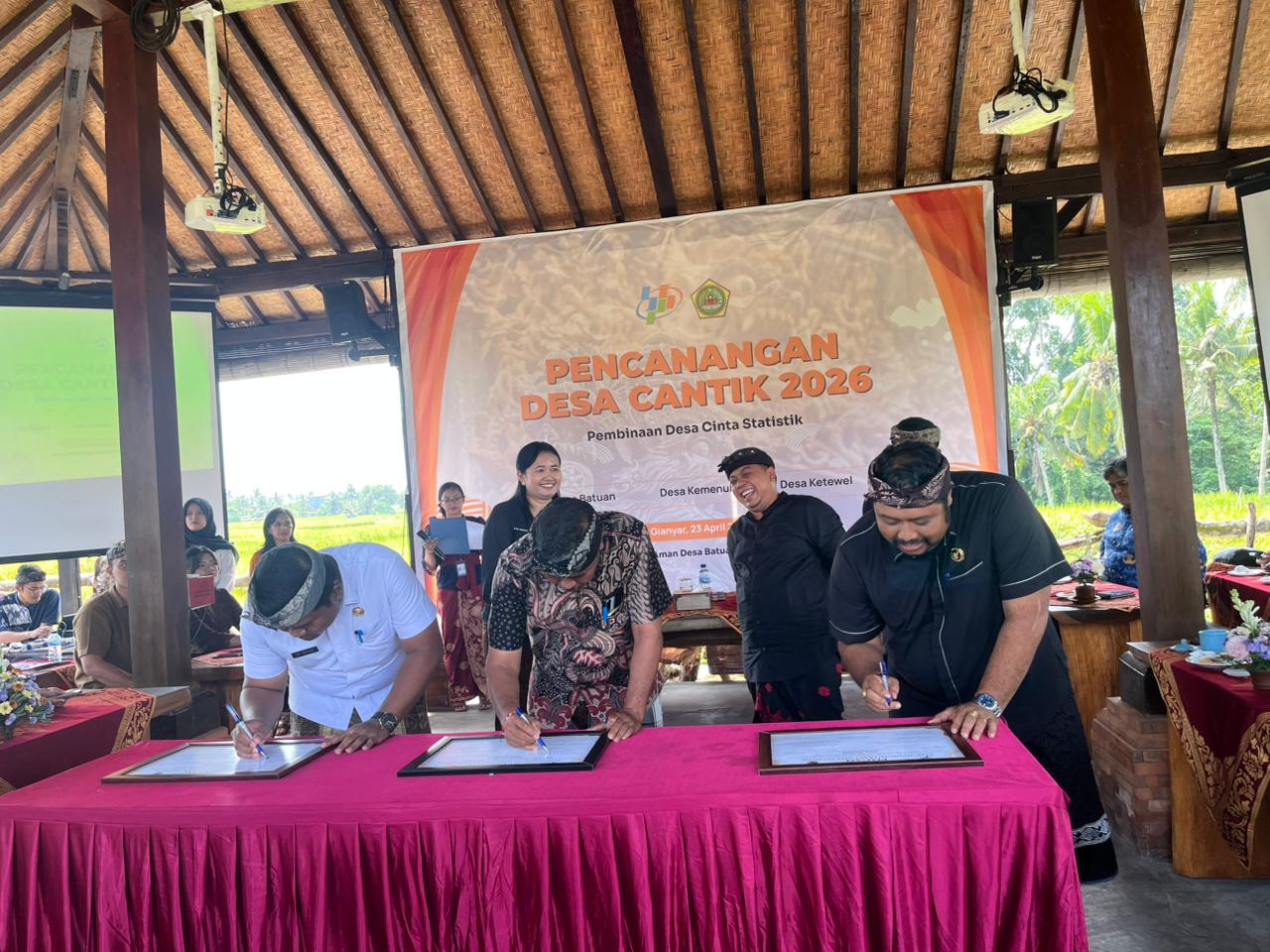 PENCANANGAN DESA CANTIK